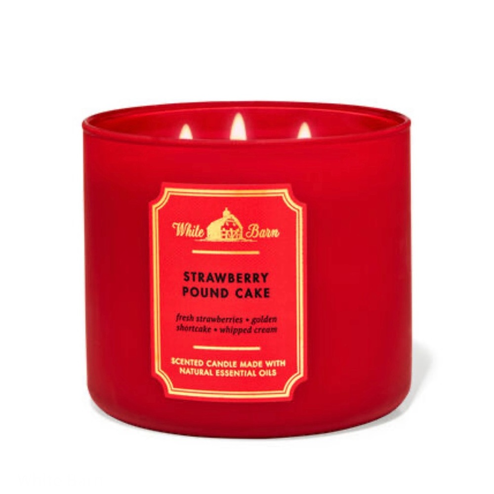 Bath & Body Works Strawberry Pound Cake 3-wick Candle new
